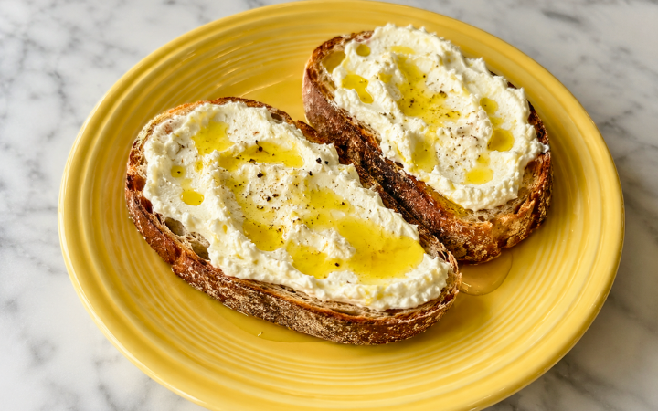 How to Make Earl Grey Olive Oil (with Bonus Lemon Grey Ricotta Toast Recipe)