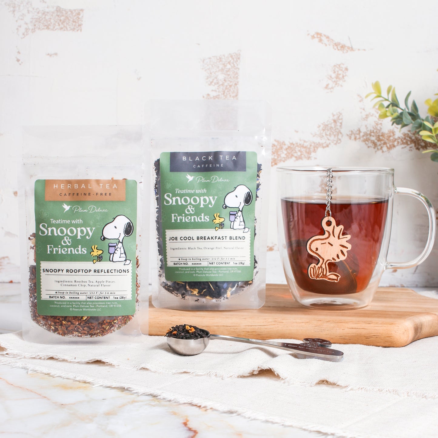 Snoopy Rooftop Reflections Herbal Tea (Apple / Cinnamon)